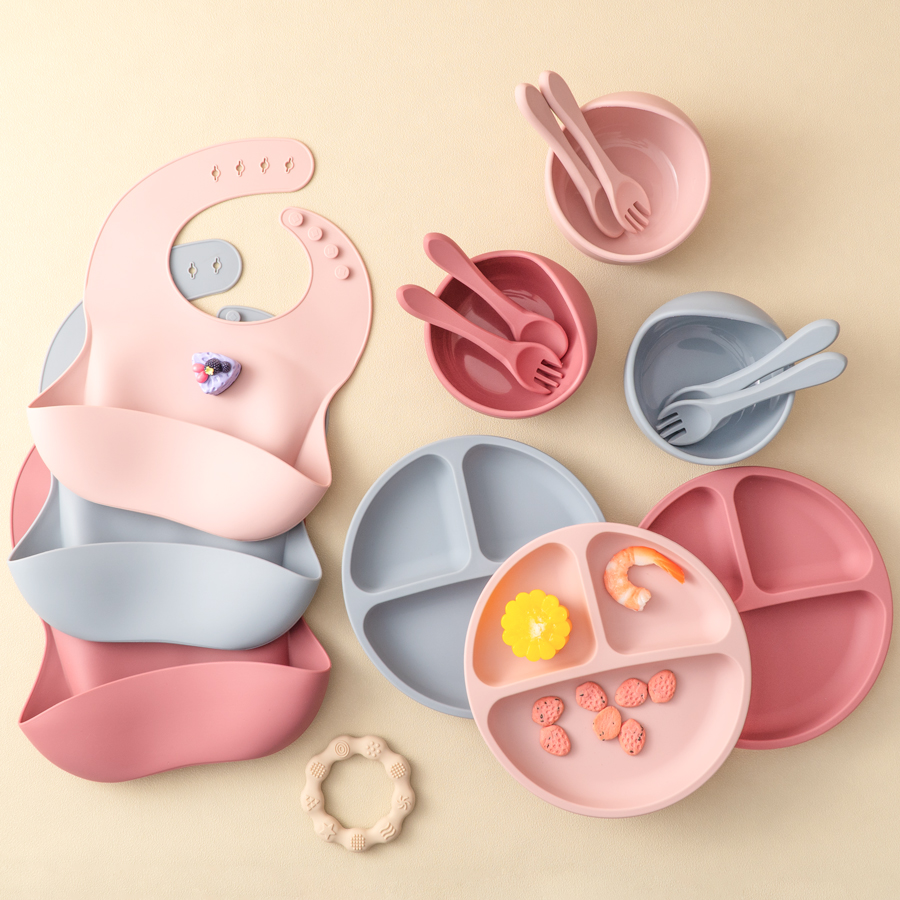 5Pcs Baby Silicone Feeding Set - đánh giá và giá Waterproof Baby Bibs Silicone
